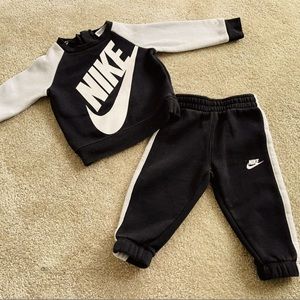 Nike baby